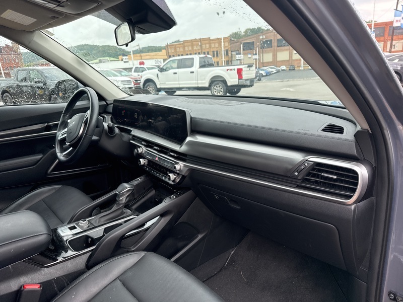 2024 Kia Telluride S photo 8