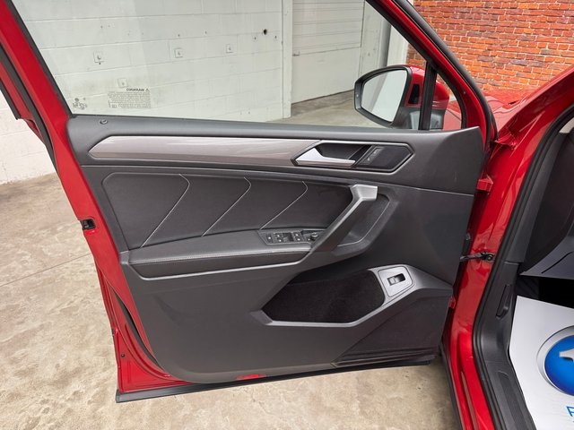 2022 Volkswagen Tiguan SE photo 10