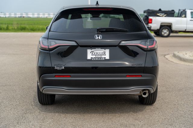 2026 Honda HR-V Sport photo 5
