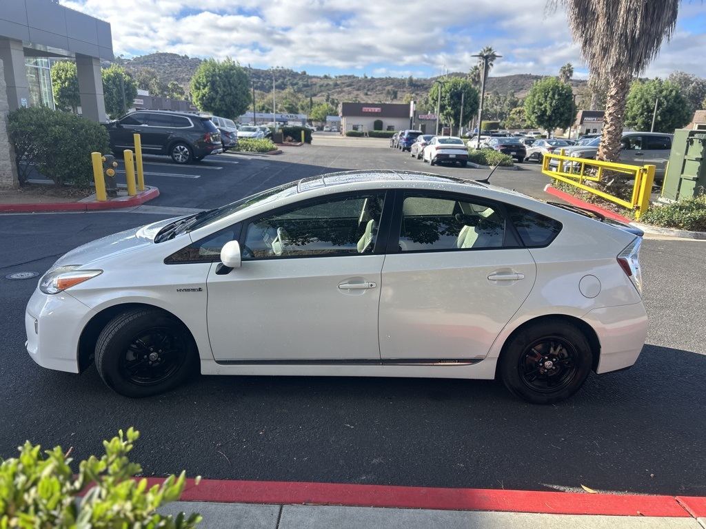 2012 Toyota Prius One photo 4