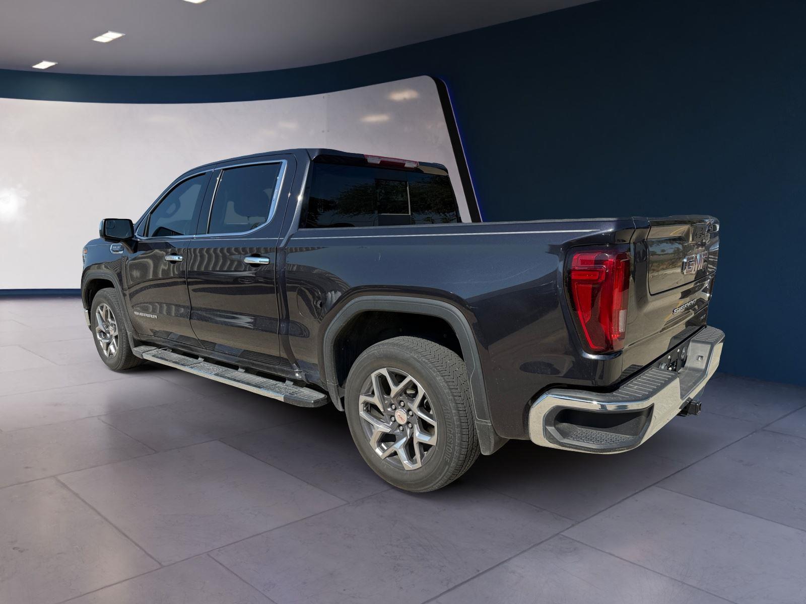 2022 Gmc Sierra 1500 SLT photo 2