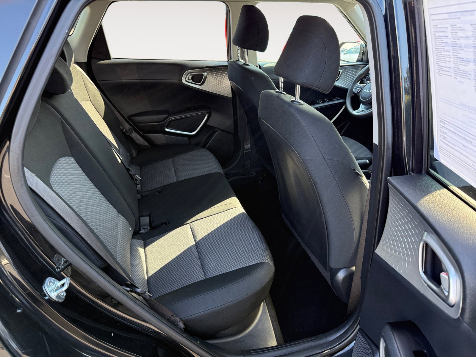 2023 Kia Soul LX photo 18