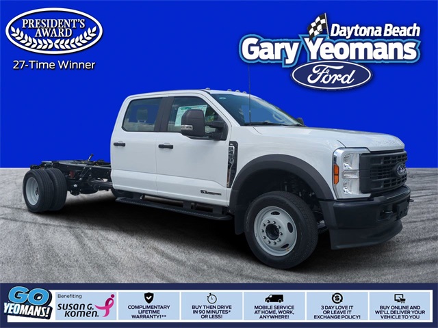 2025 Ford F-450 Super Duty Chassis Cab XL's photo