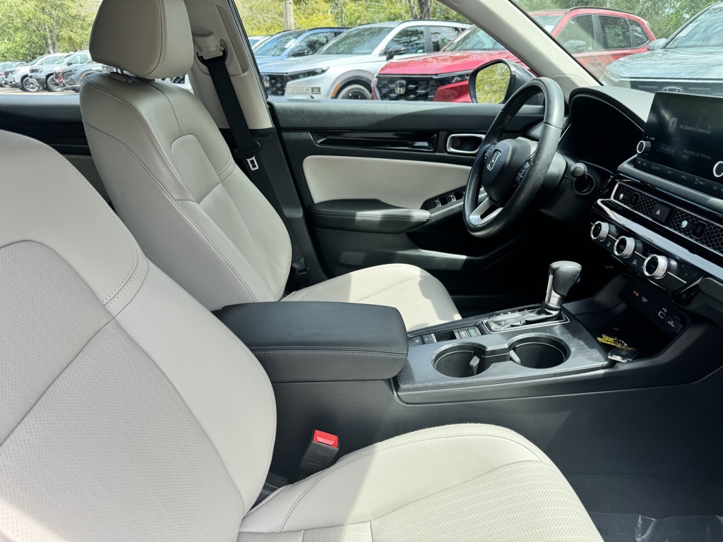 2023 Honda Civic Hatchback EX-L photo 9