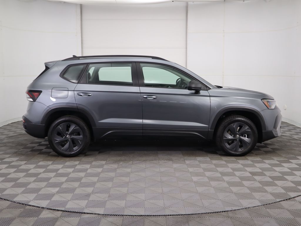 2025 Volkswagen Taos S photo 4