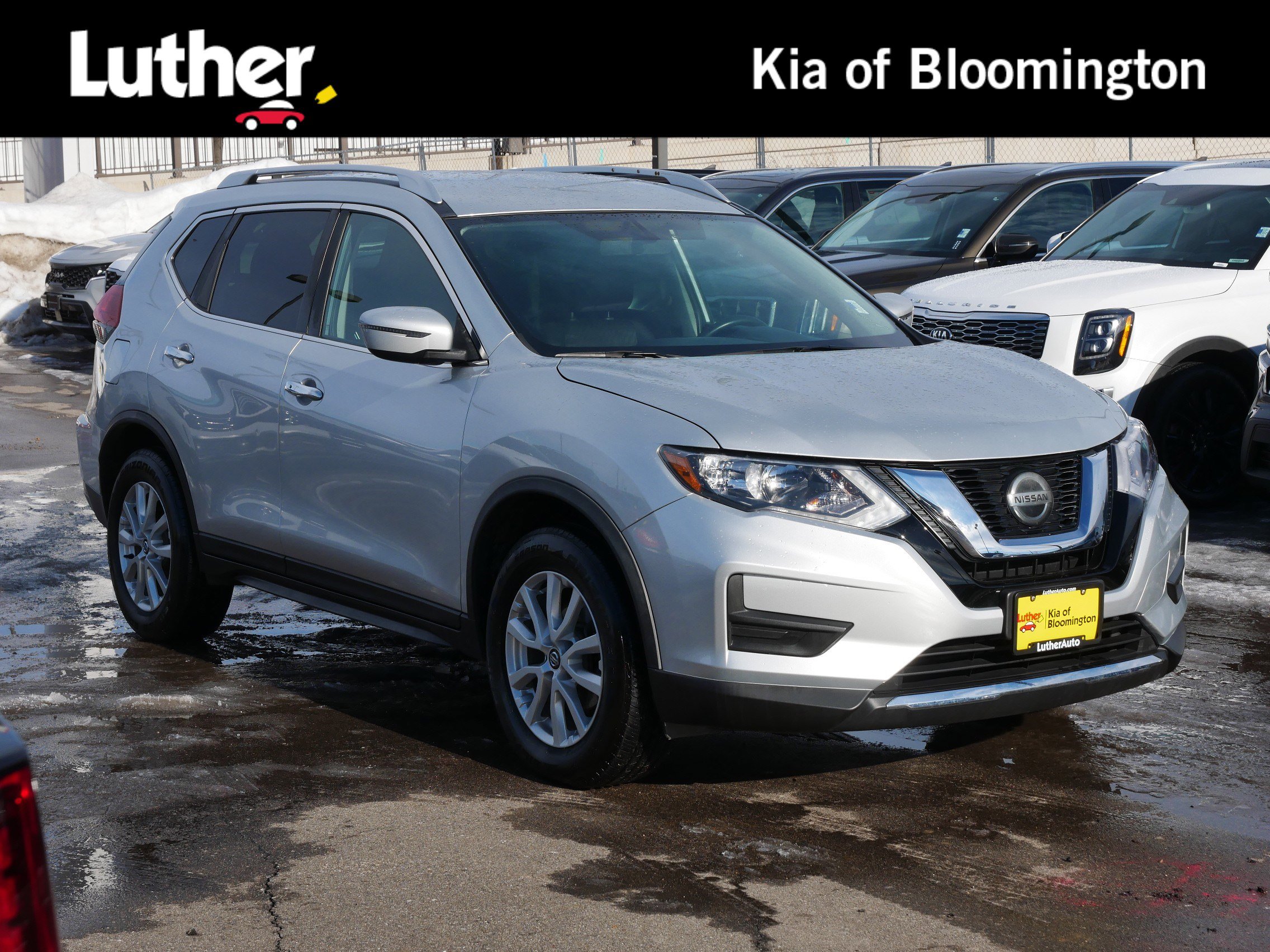 2018 Nissan Rogue SV