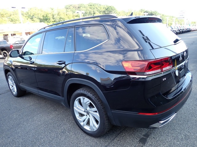 2022 Volkswagen Atlas SE Technology photo 2