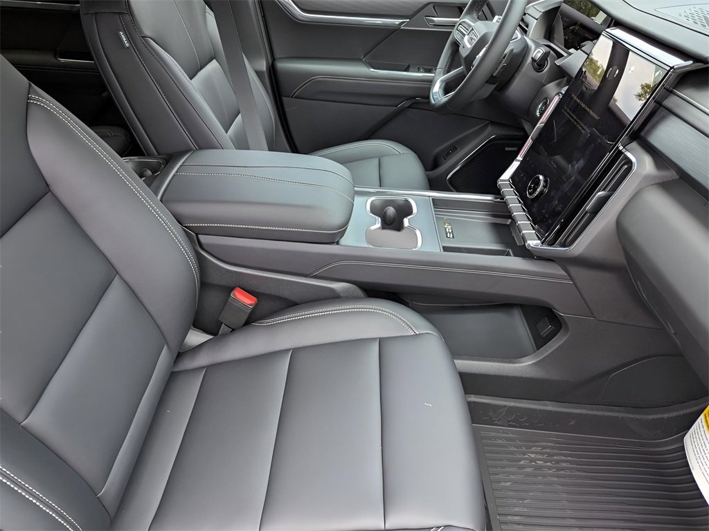 2026 Gmc Acadia Elevation photo 17