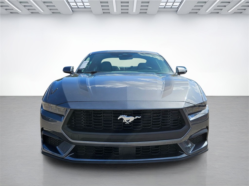 2025 Ford Mustang EcoBoost Premium photo 3