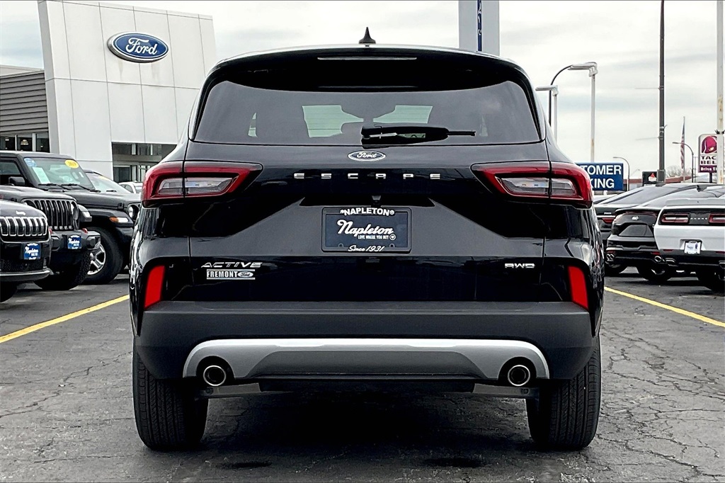 2025 Ford Escape Active photo 4