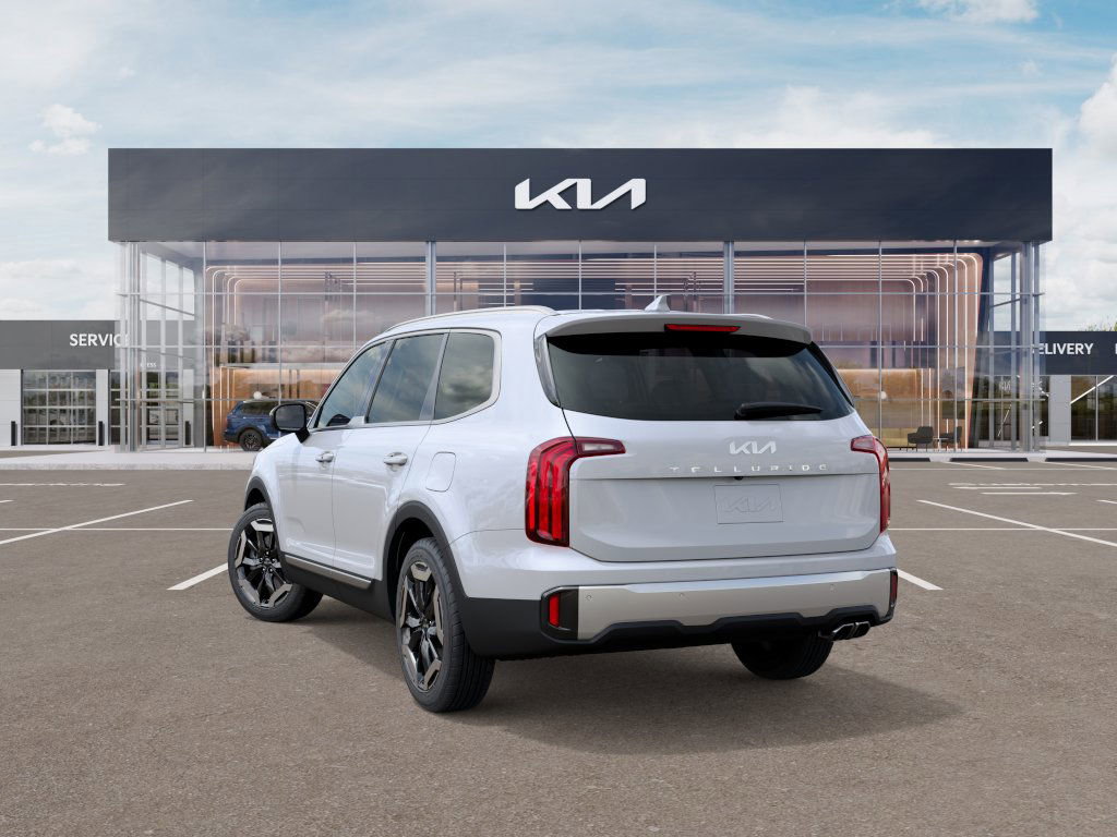 2025 Kia Telluride S photo 2