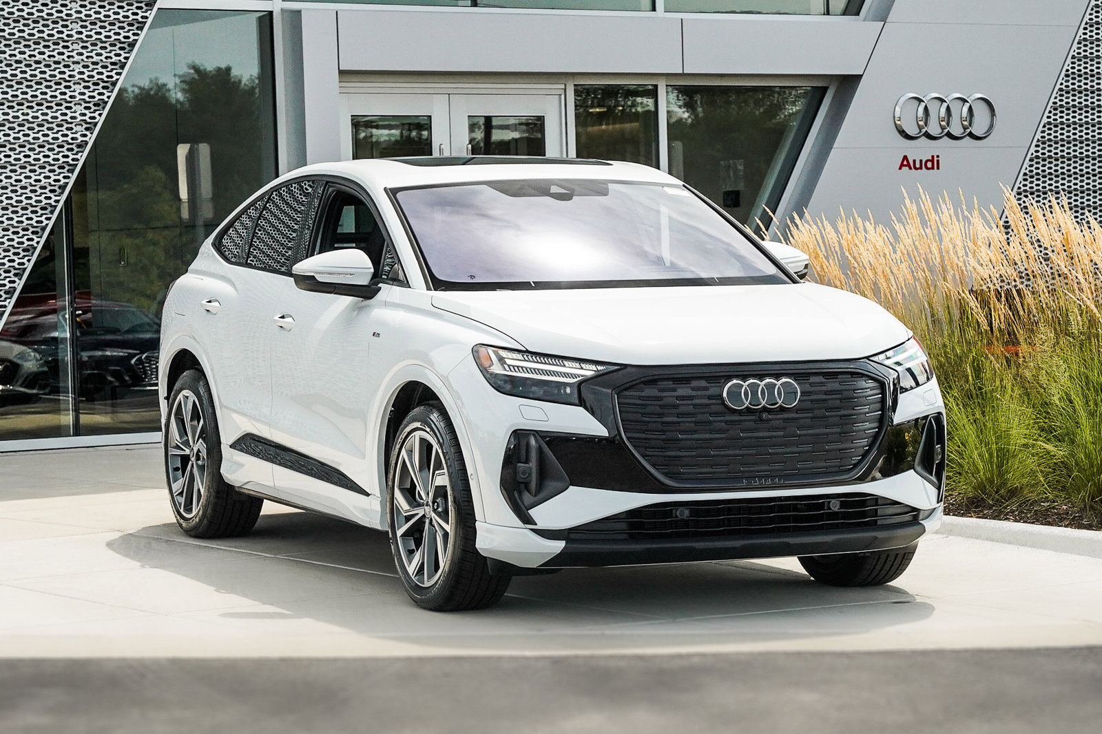 Certified 2024 Audi Q4 Sportback e-tron Prestige with VIN WA14UBFZ8RP055477 for sale in St. Charles, IL