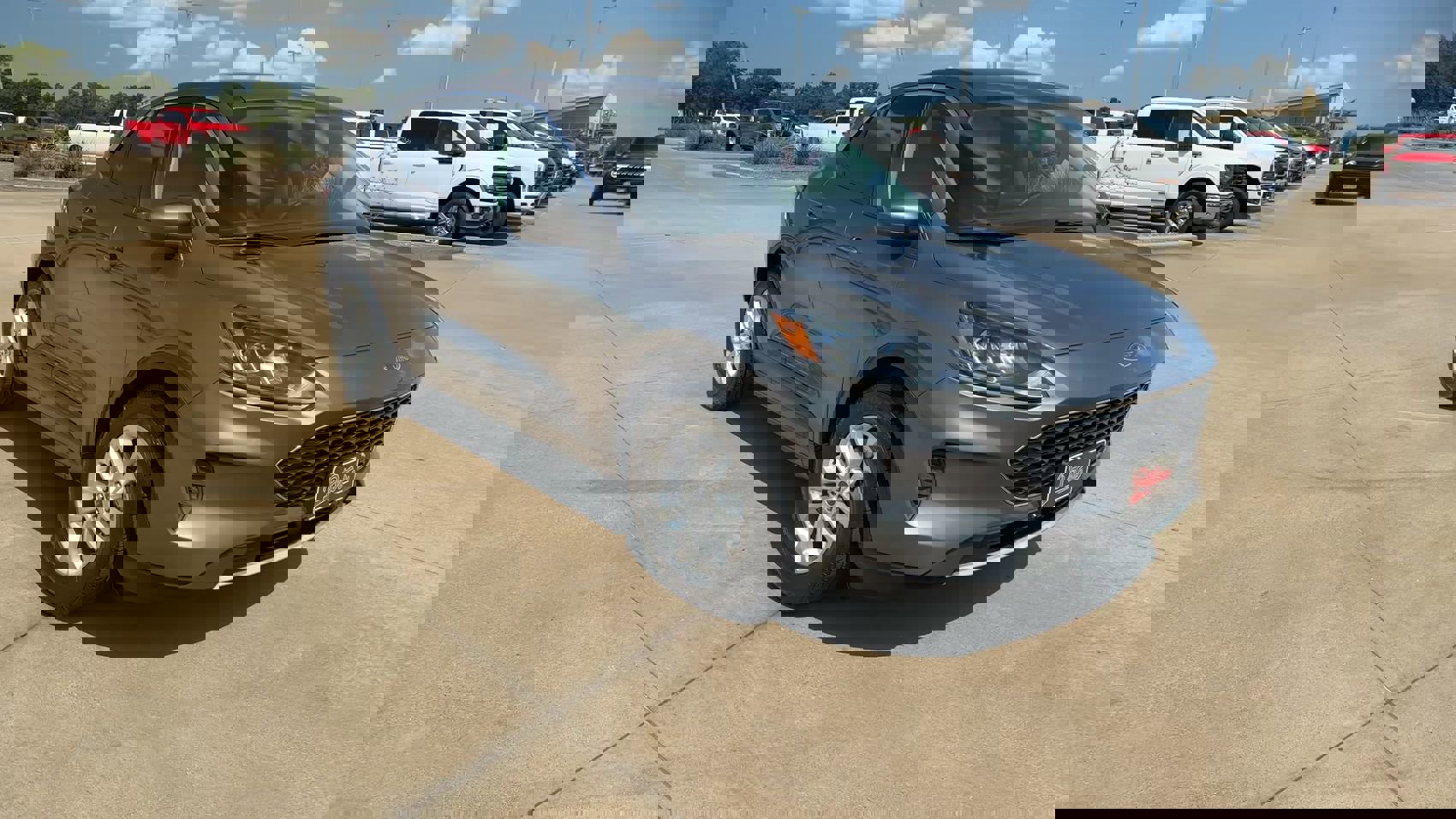 2021 Ford Escape SE photo 3