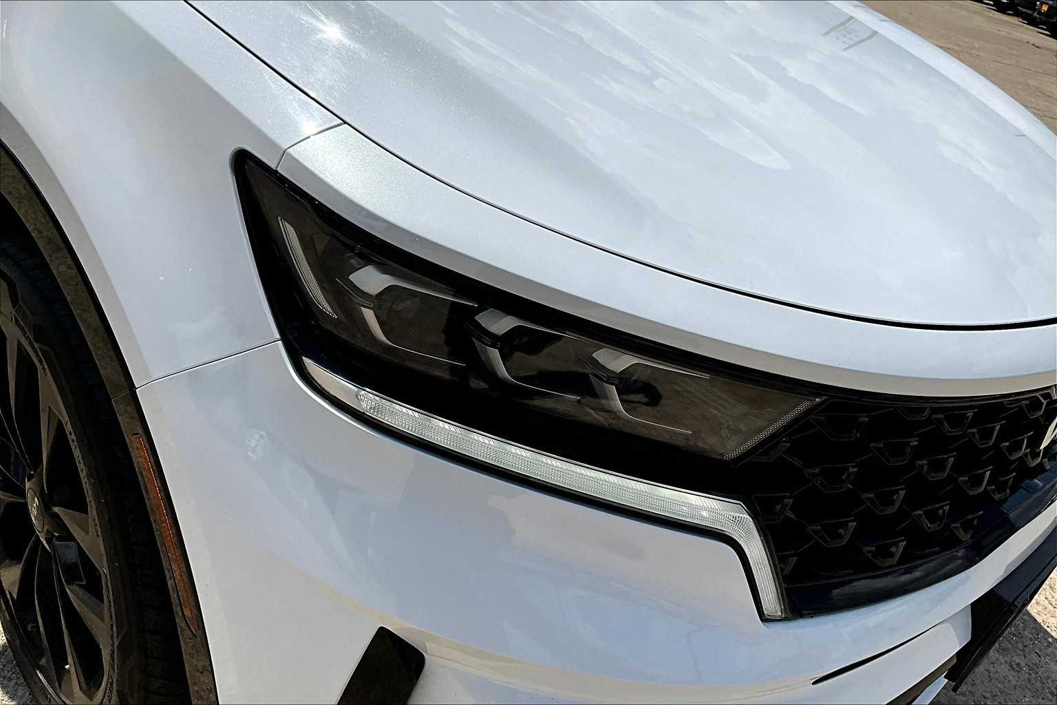 2022 Kia Sorento SX photo 24
