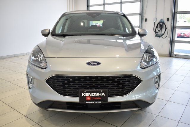 2022 Ford Escape Hybrid SEL photo 3
