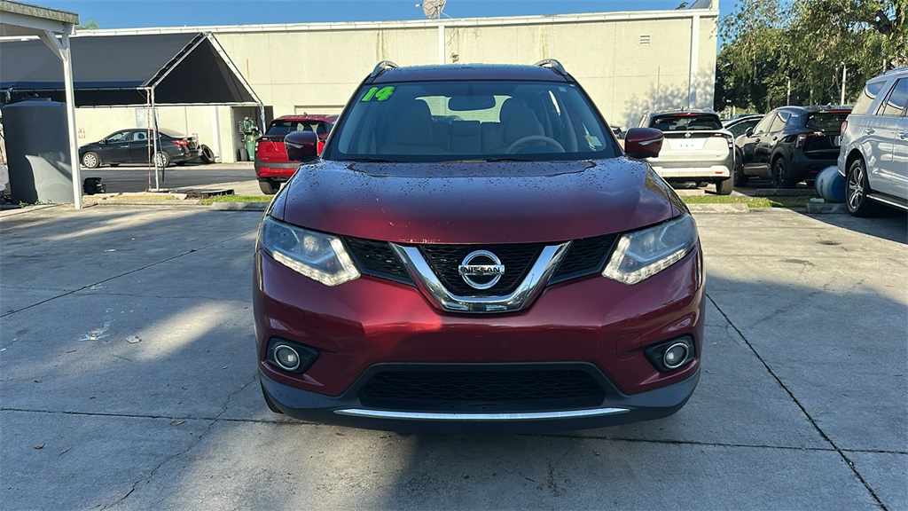 Used 2014 Nissan Rogue SL with VIN 5N1AT2MT0EC853527 for sale in Vero Beach, FL