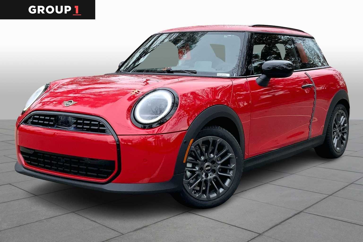 2026 MINI Hardtop 2 Door's photo