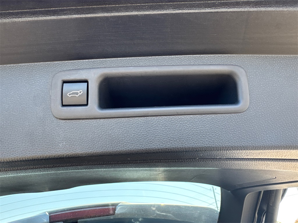 2022 Toyota Highlander XLE photo 18