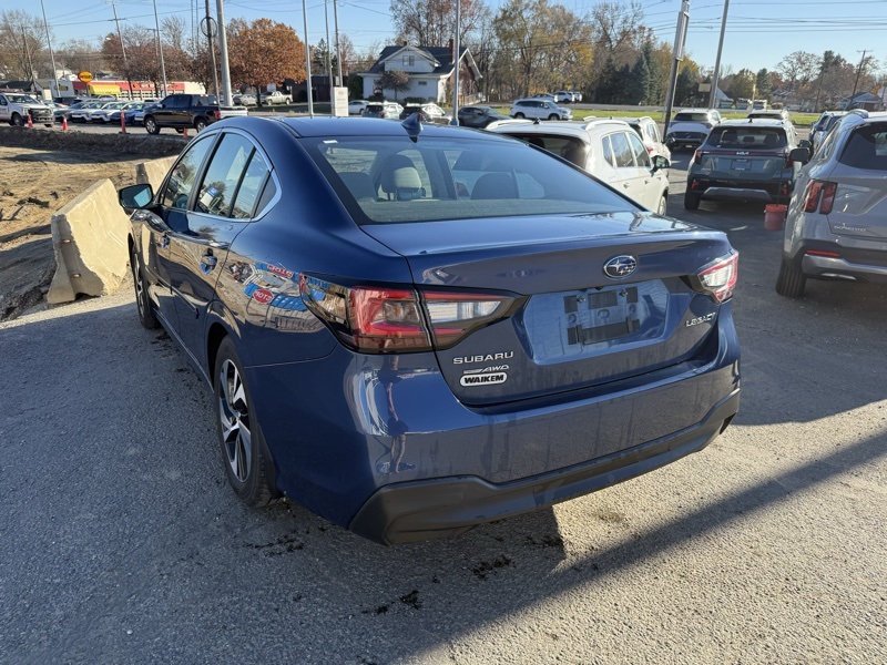 2020 Subaru Legacy Premium photo 4