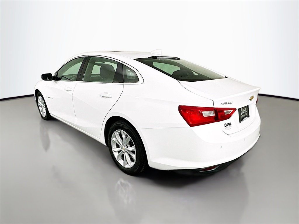 2024 Chevrolet Malibu 1LT photo 3