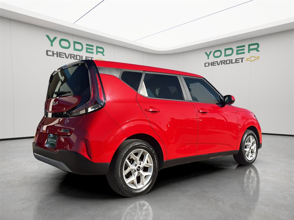 2023 Kia Soul LX photo 11