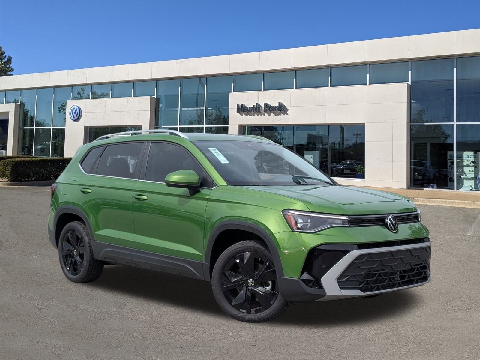 2025 Volkswagen Taos SE's photo