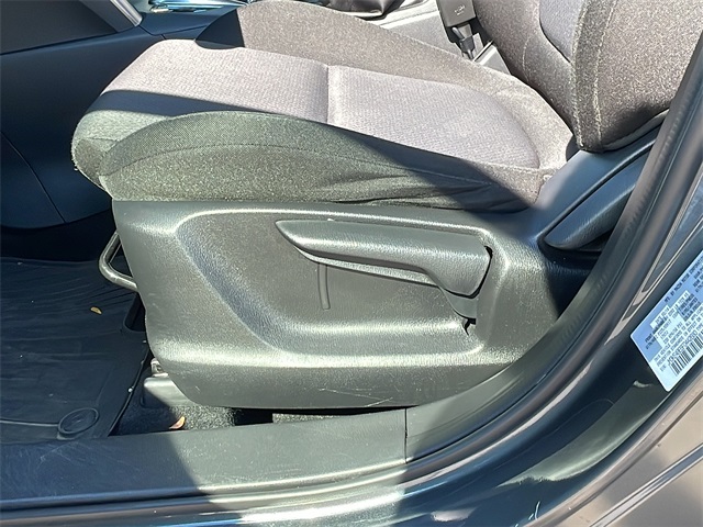 2015 Mazda CX-5 Sport photo 4