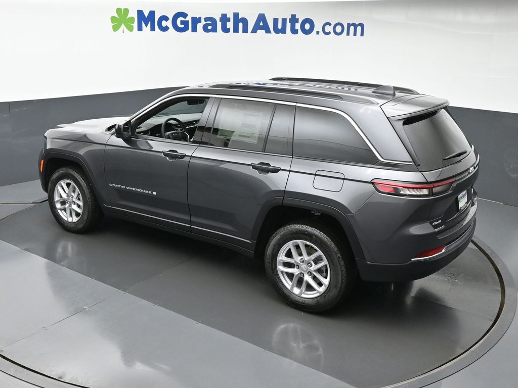 2025 Jeep Grand Cherokee Laredo X photo 21