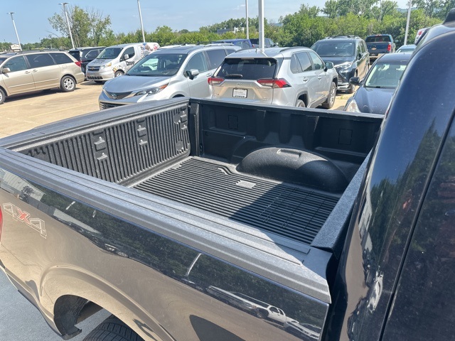 2023 Ford F-150 XLT photo 12