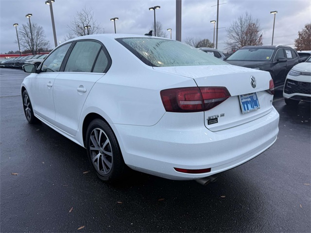 2017 Volkswagen Jetta 1.4T SE photo 4