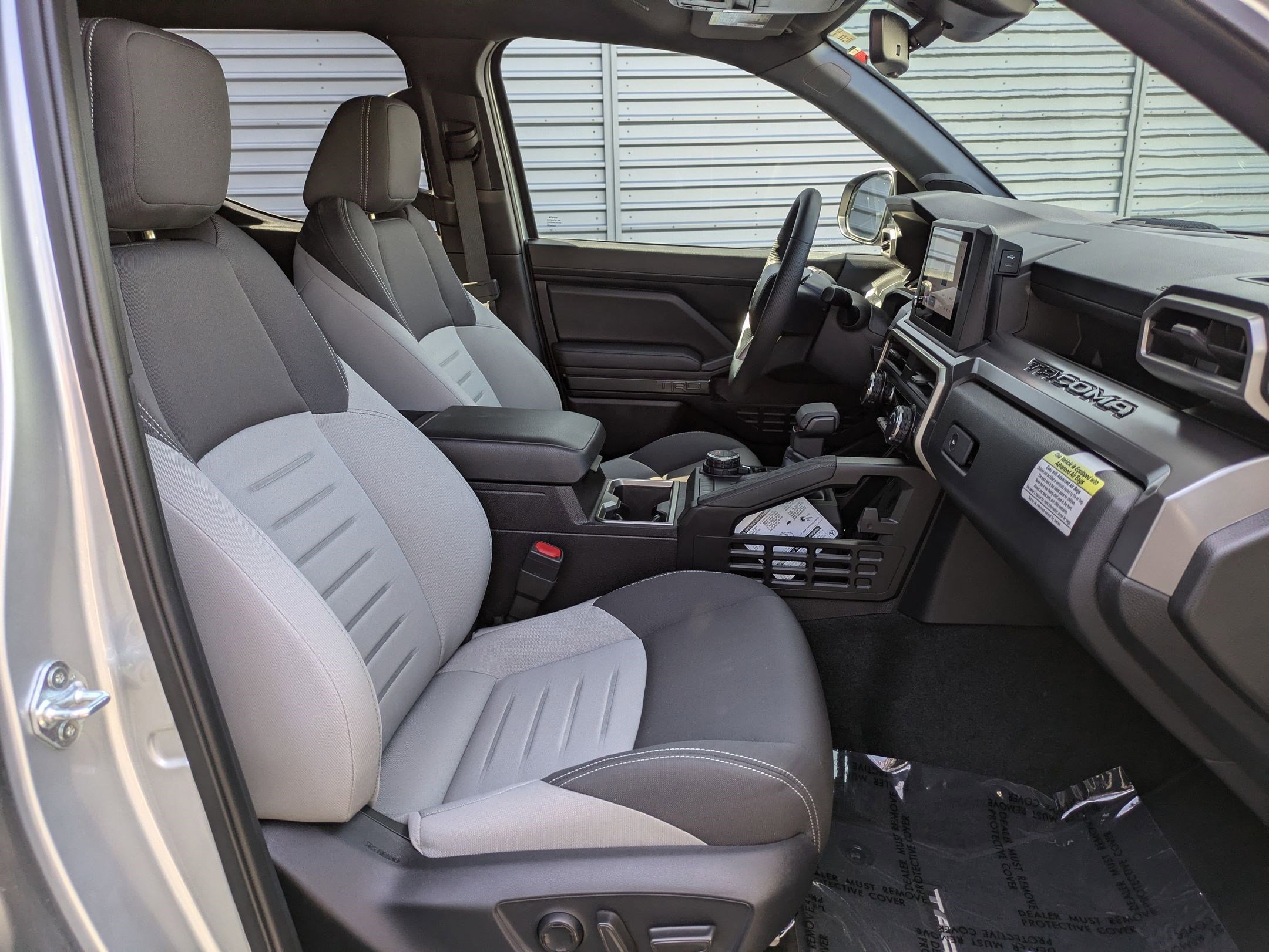 2024 Toyota Tacoma TRD Sport Double Cab photo 26