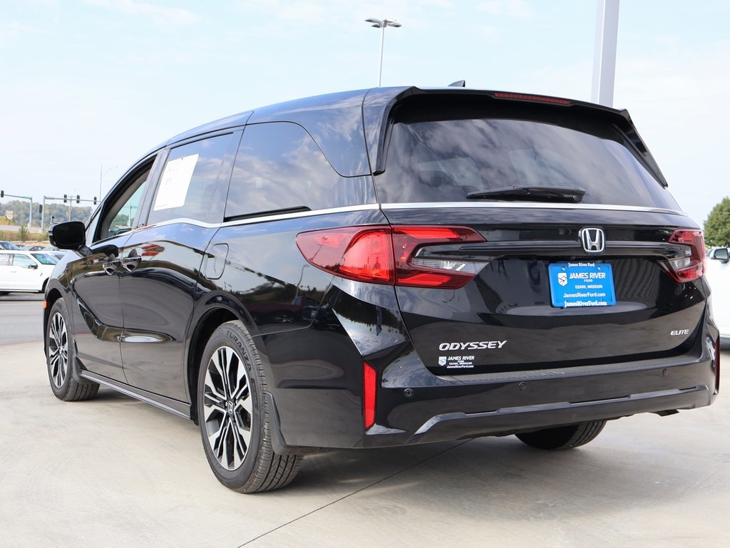 2025 Honda Odyssey Elite photo 3