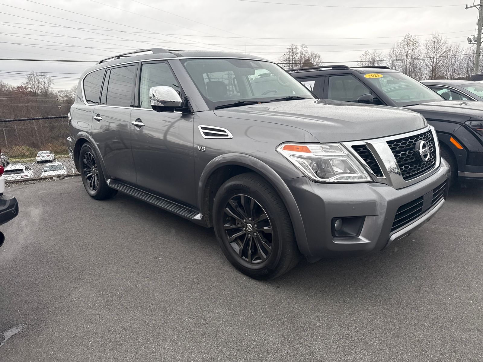 2019 Nissan Armada Platinum photo 2