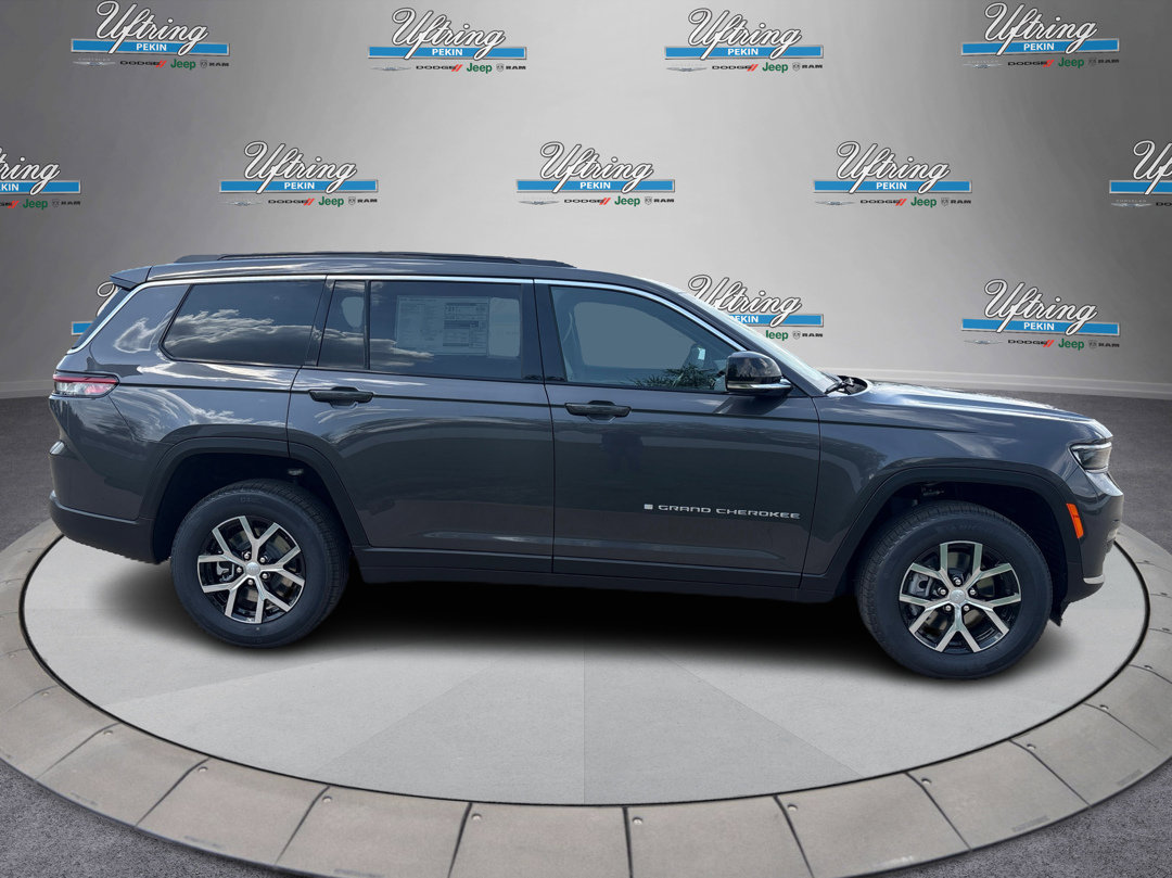 2025 Jeep Grand Cherokee Limited photo 2