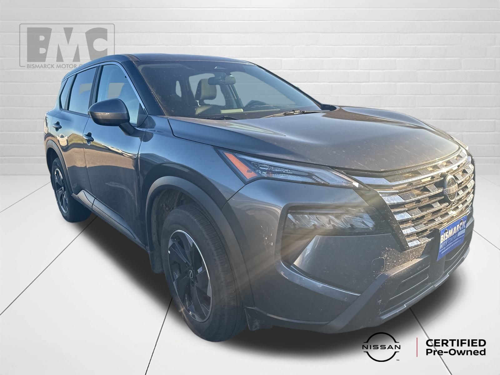2025 Nissan Rogue SV photo 3