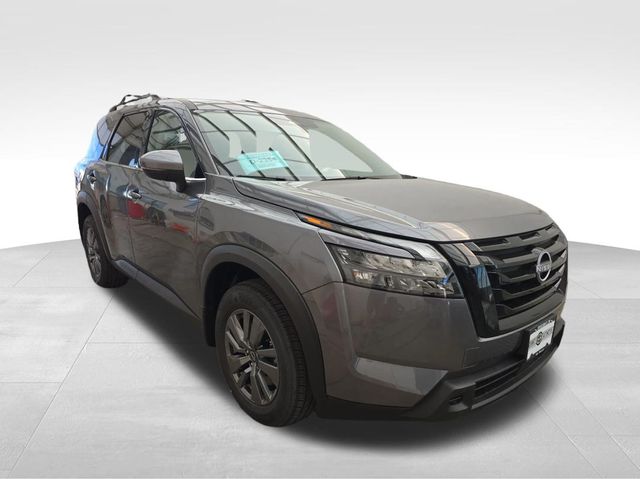 2025 Nissan Pathfinder SV photo 3