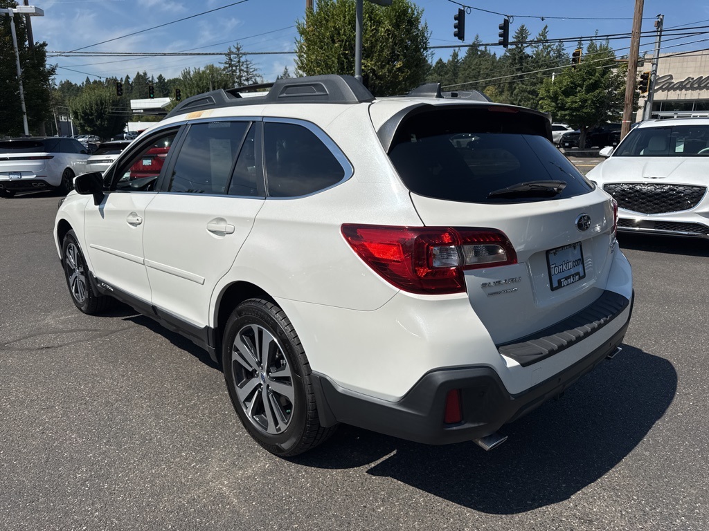 2018 Subaru Outback 3.6R Limited photo 4