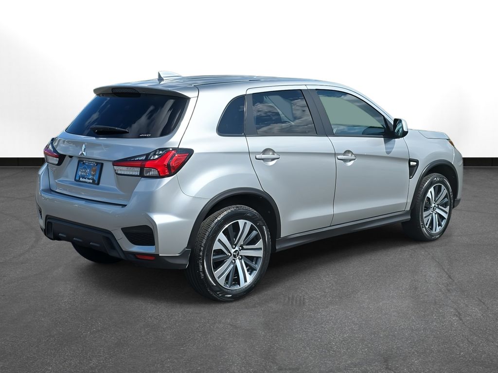 2024 Mitsubishi Outlander Sport ES LE SE photo 5
