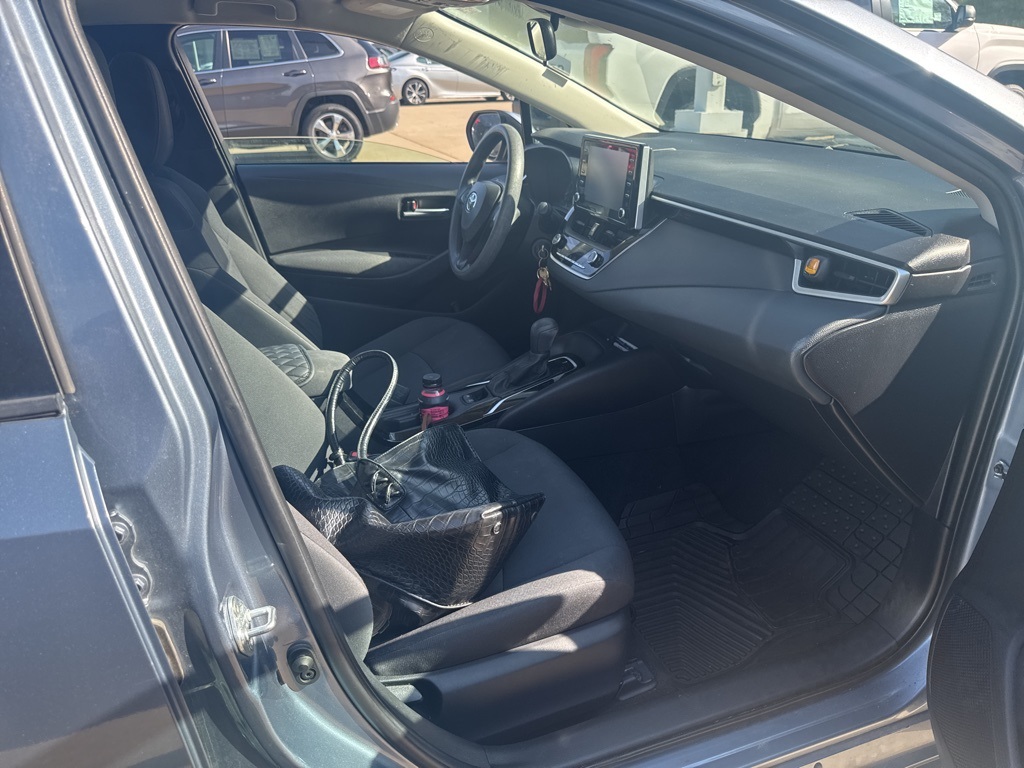 2020 Toyota Corolla LE photo 20