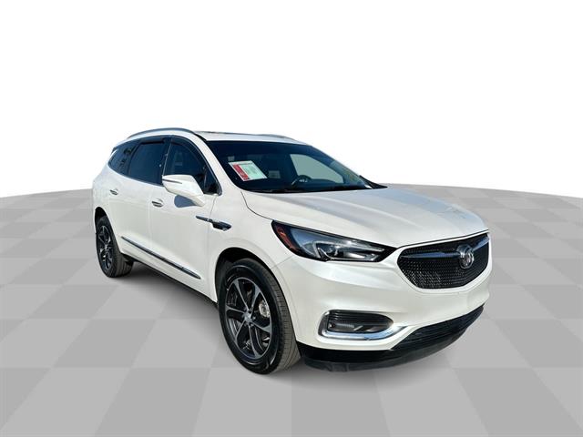 2021 Buick Enclave Essence photo 2