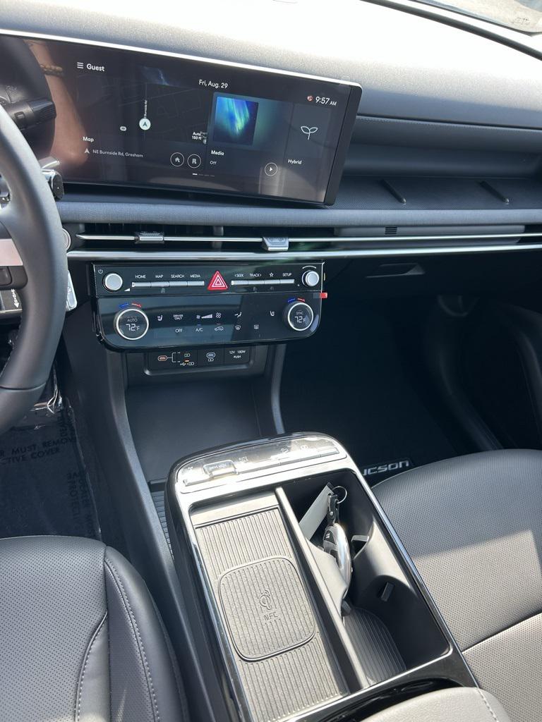 2025 Hyundai Tucson Hybrid SEL Convenience photo 19