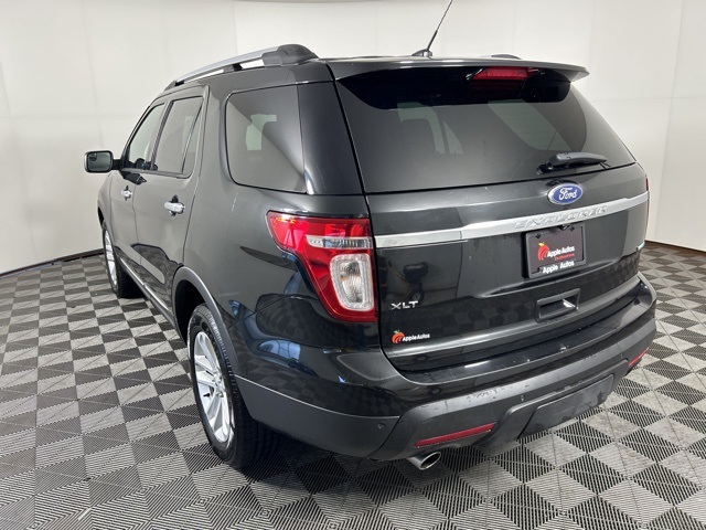 2015 Ford Explorer XLT photo 4