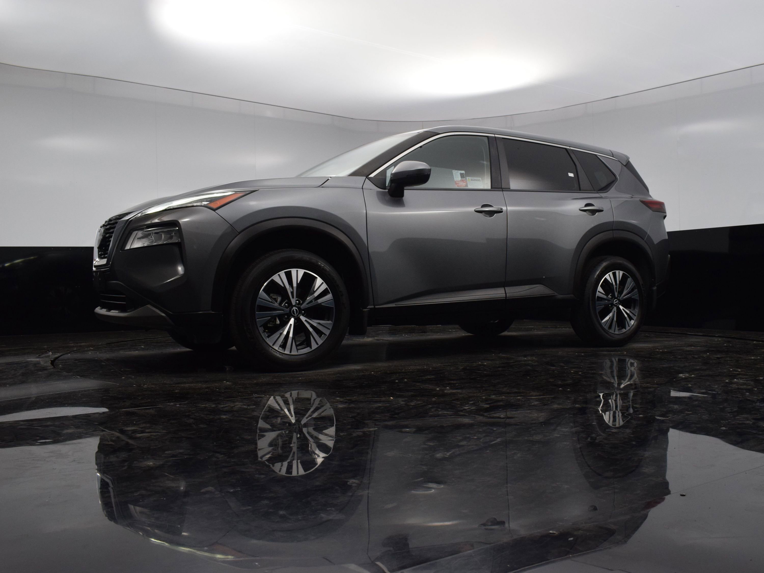 2023 Nissan Rogue SV photo 17