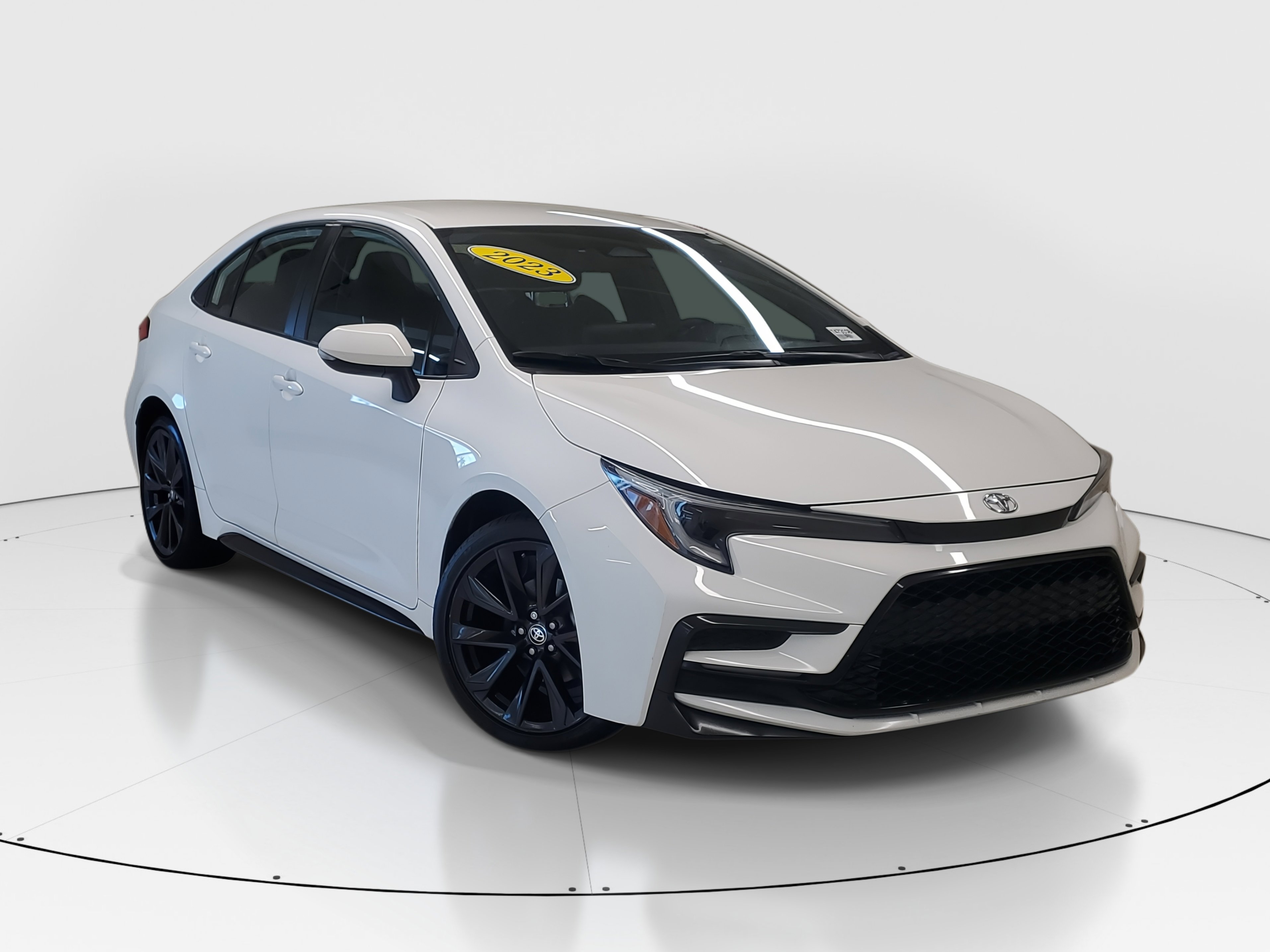 2023 Toyota Corolla SE photo 2