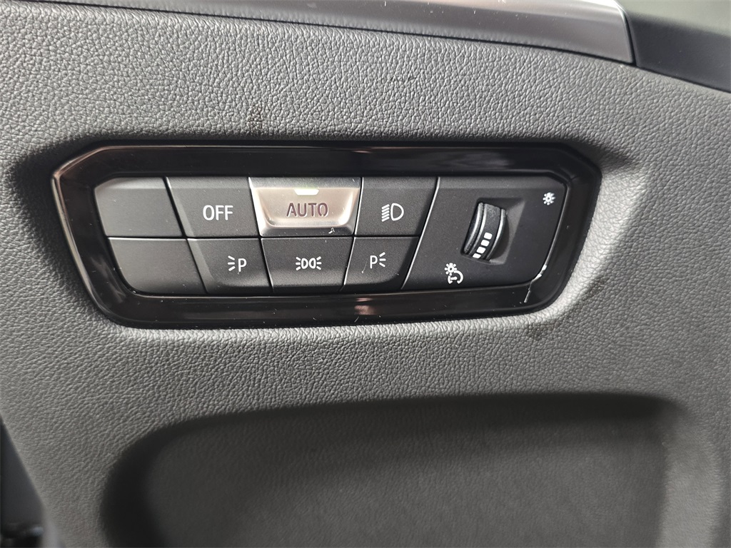2025 Bmw 330i xDrive Sedan photo 25