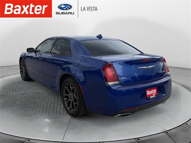 2018 Chrysler 300 photo 5