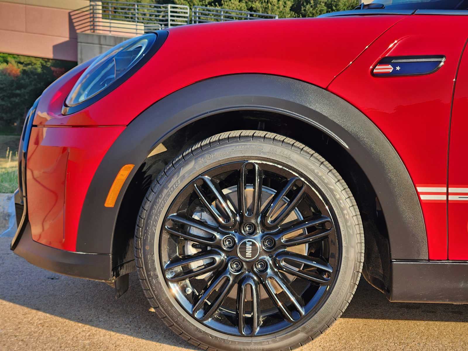 2023 Mini Cooper 4 Door Hardtop S photo 6