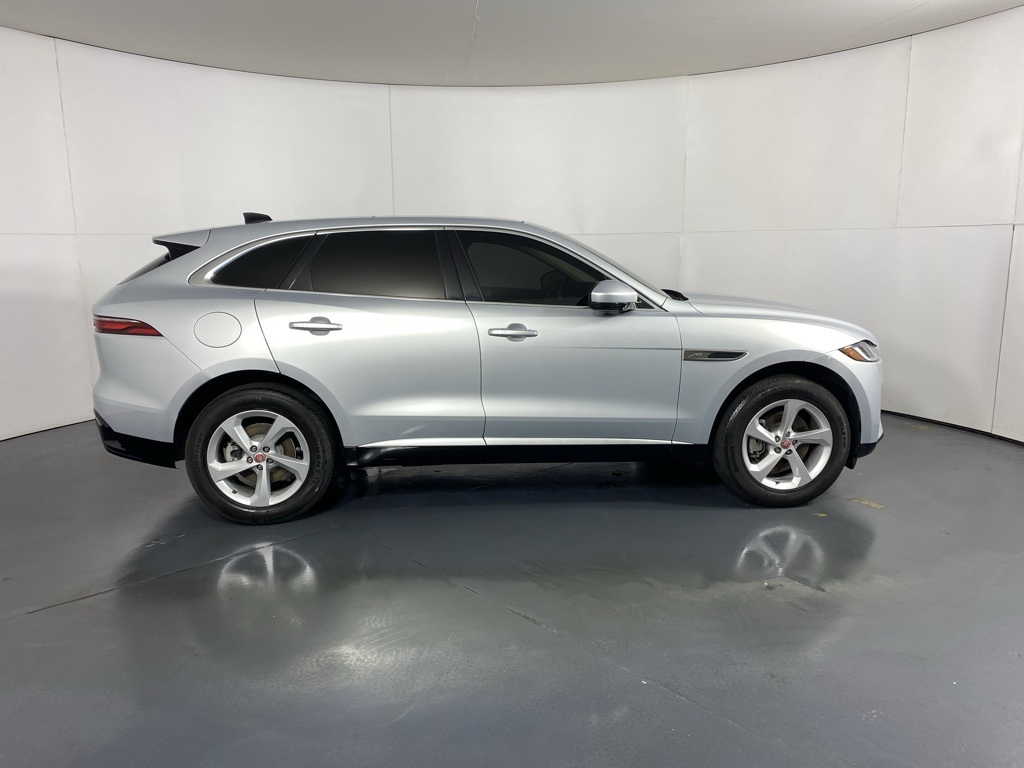 2023 Jaguar F-PACE P250 S photo 4