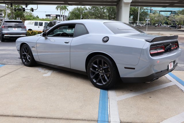 2021 Dodge Challenger R/T photo 4