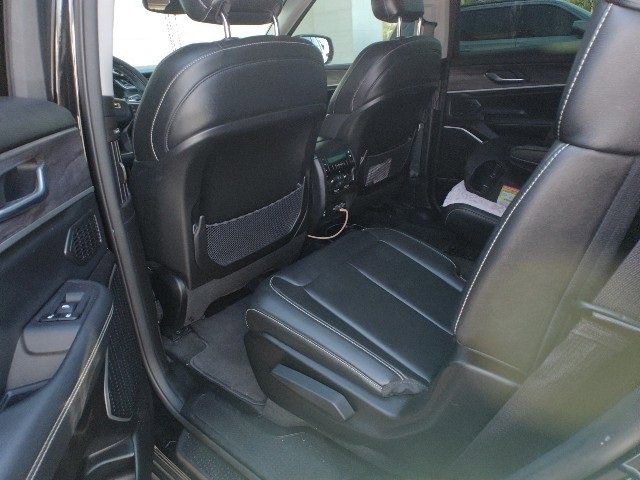 2022 Jeep Grand Cherokee Limited photo 9
